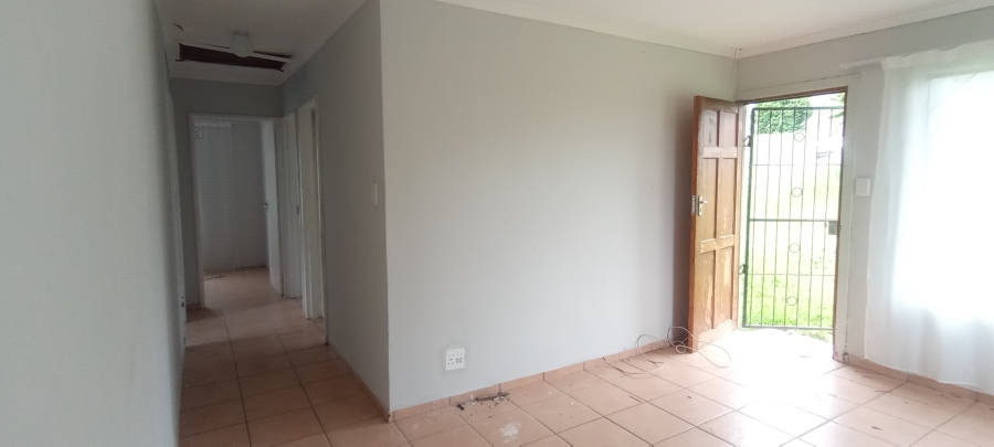 3 Bedroom Property for Sale in Sunnyridge Eastern Cape